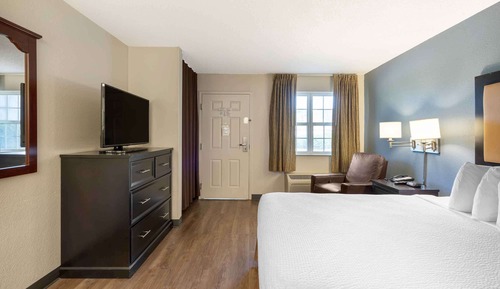 Studio, 1 Queen Bed, Accessible, Non Smoking