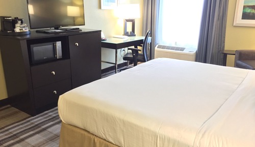 Standard Room, 1 King Bed, Accessible