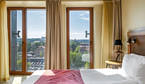 Standard Room, 1 King Bed, Non Smoking