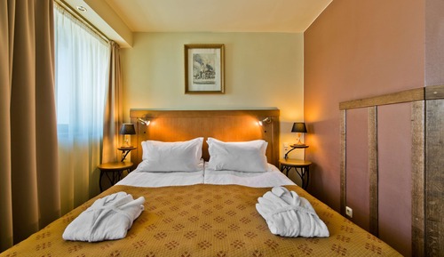 Suite, 1 King Bed, Non Smoking, Sauna