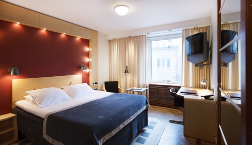 Double Room (160 cm)