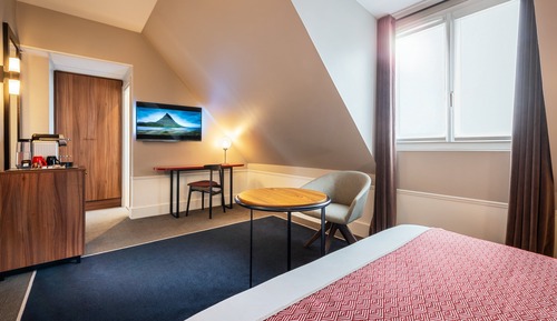 Premium Room