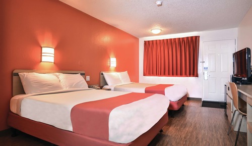 Standard Room, Multiple Beds, Non Smoking