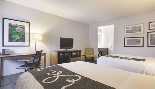 Room, 2 Double Beds, Accessible, Non Smoking (Mobility/Hearing Impaired Accessible)