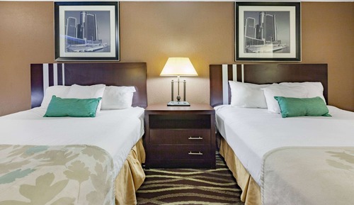 Room, 2 Queen Beds, Non Smoking