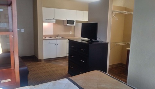 Studio, 1 Queen Bed, Non Smoking