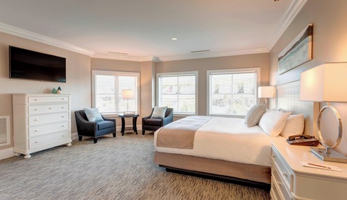 Junior Suite, 1 King Bed, Non Smoking (Balcony)