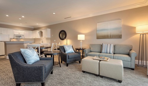 Suite, 2 Bedrooms, Non Smoking, Lake View (Balcony)
