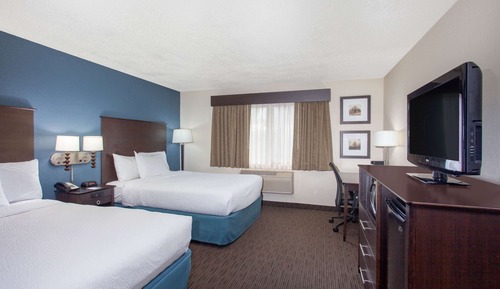 Deluxe Room, 2 Queen Beds, Non Smoking