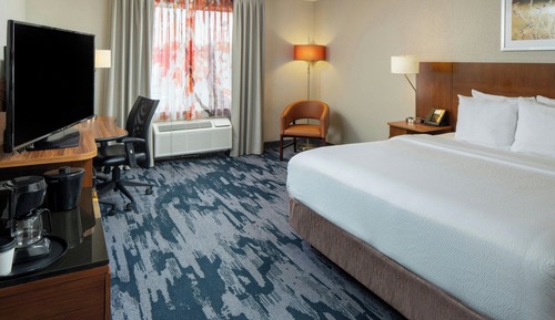 Standard Room, 1 King Bed, Non Smoking