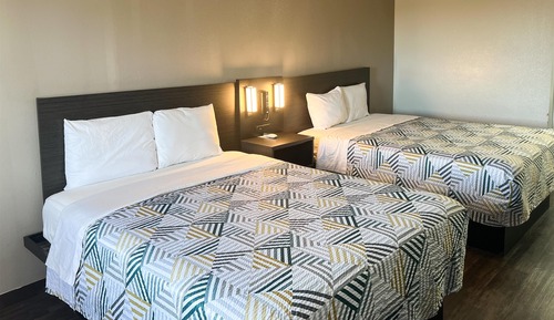 Deluxe Room, 2 Queen Beds, Smoking, Refrigerator & Microwave