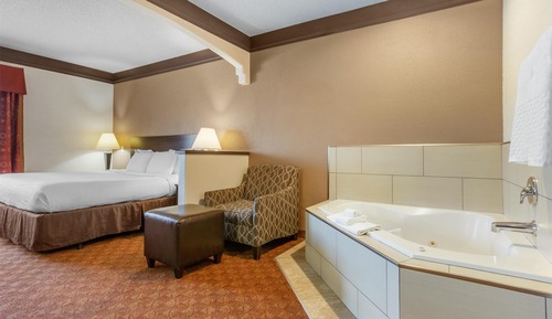 Executive Room, 1 King Bed, Non Smoking, Jetted Tub