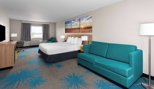 Standard Room, 1 King Bed