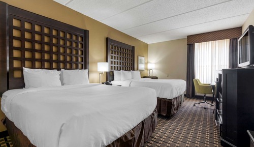 Standard Room, 2 Queen Beds, Non Smoking