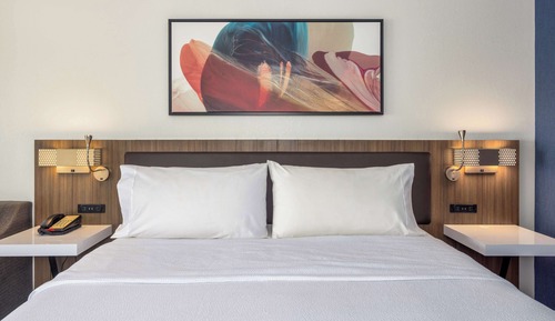 Room, 1 King Bed, Accessible, Bathtub