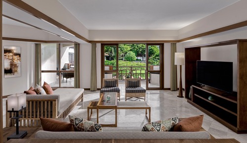 Grand, Executive Suite, 1 King Bed