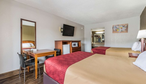 Room, 2 Queen Beds, Accessible, Smoking