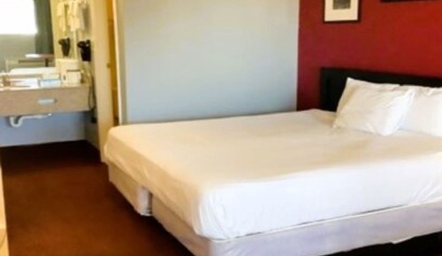 Room, 1 King Bed, Accessible