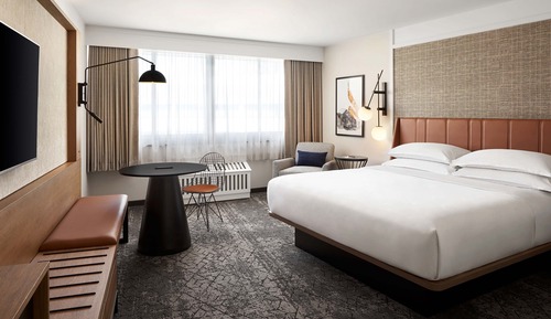 Club Room, 1 King Bed