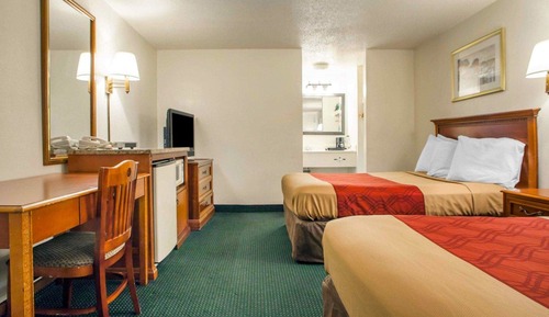 Senior Room, 2 Double Beds, Non Smoking