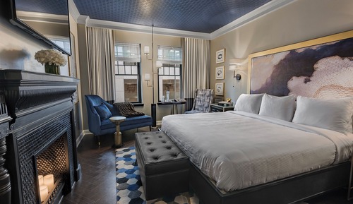 Deluxe Room, 1 King Bed