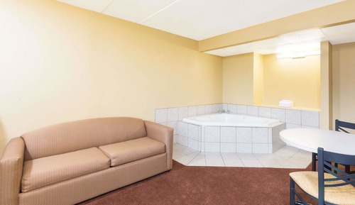 Suite, 2 Double Beds, Non Smoking (One-Bedroom)