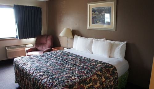 Standard Room, 1 King Bed, Non Smoking
