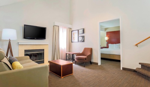 Suite, 2 Bedrooms, Fireplace