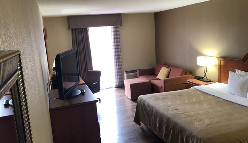 Standard Room, 1 King Bed, Non Smoking