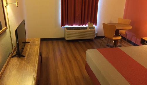 Standard Room, 1 Queen Bed, Non Smoking
