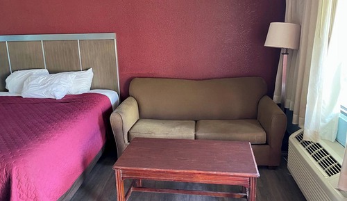 Standard Room, 1 King Bed, Non Smoking, Refrigerator & Microwave