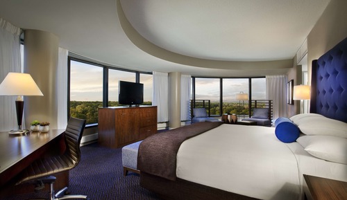 Panoramic Room