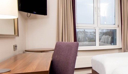 Superior Double Room (with Sofa)