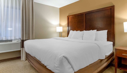 Suite, 1 King Bed with Sofa bed, Non Smoking, Hot Tub