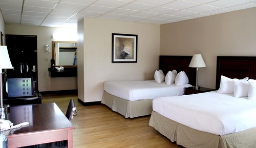 Standard Room, 2 Queen Beds, Non Smoking