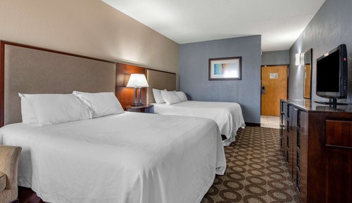 Standard Room, 2 Queen Beds, Non Smoking