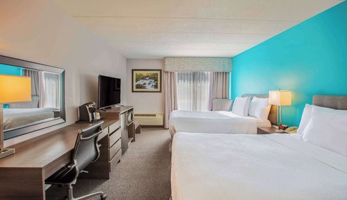 Room, 2 Queen Beds, Non Smoking