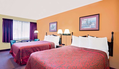 Standard Room, 2 Queen Beds