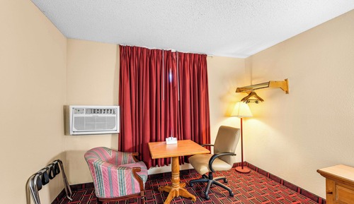 Suite, 1 King Bed