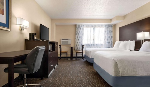 Room, 2 Queen Beds, Accessible, Non Smoking (Mobility)