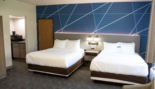 Suite, Non Smoking (2 Queen Beds)