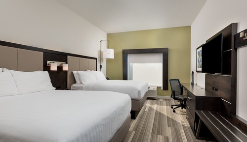 Standard Room, 2 Queen Beds, Accessible Bathtub (Communications)
