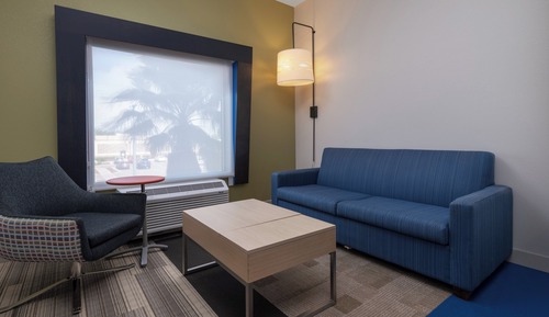 Suite, 2 Queen Beds, Accessible (Communications)