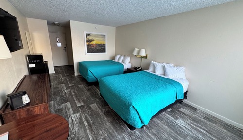 Basic Double Room, 2 Double Beds