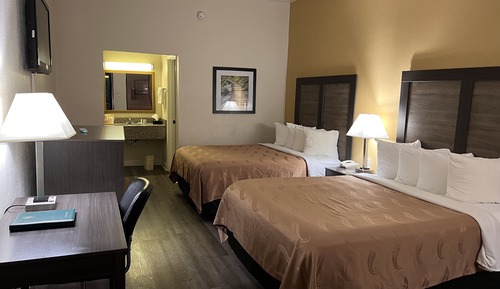 Standard Room, 2 Queen Beds, Non Smoking
