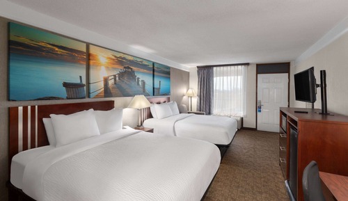 Room, 2 Queen Beds, Non Smoking