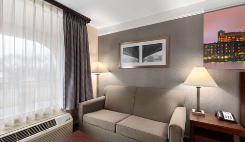 Deluxe Room, 1 King Bed, Non Smoking
