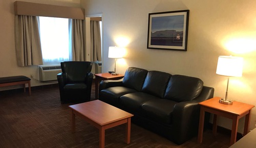 Suite, 1 King Bed with Sofa bed, Non Smoking, Refrigerator & Microwave (with Sofabed)