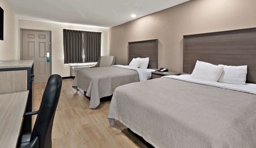 Standard Room, 2 Queen Beds, Non Smoking