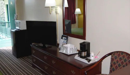 Standard Room, 2 Queen Beds, Smoking